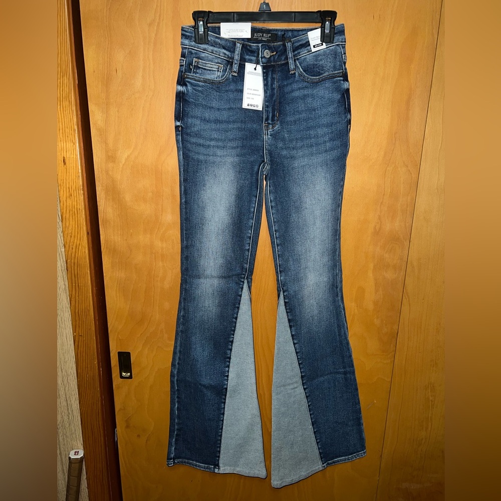 NWT Judy Blue flare jeans 1/25